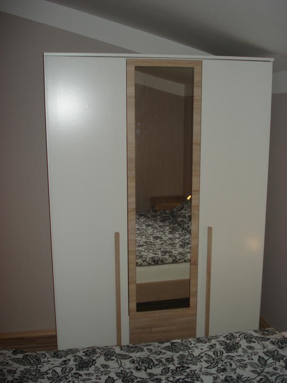 Apartments Niko Vir Værelse billede